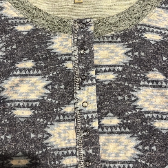 Women’s Simply Southern Top - Picture 3 of 4